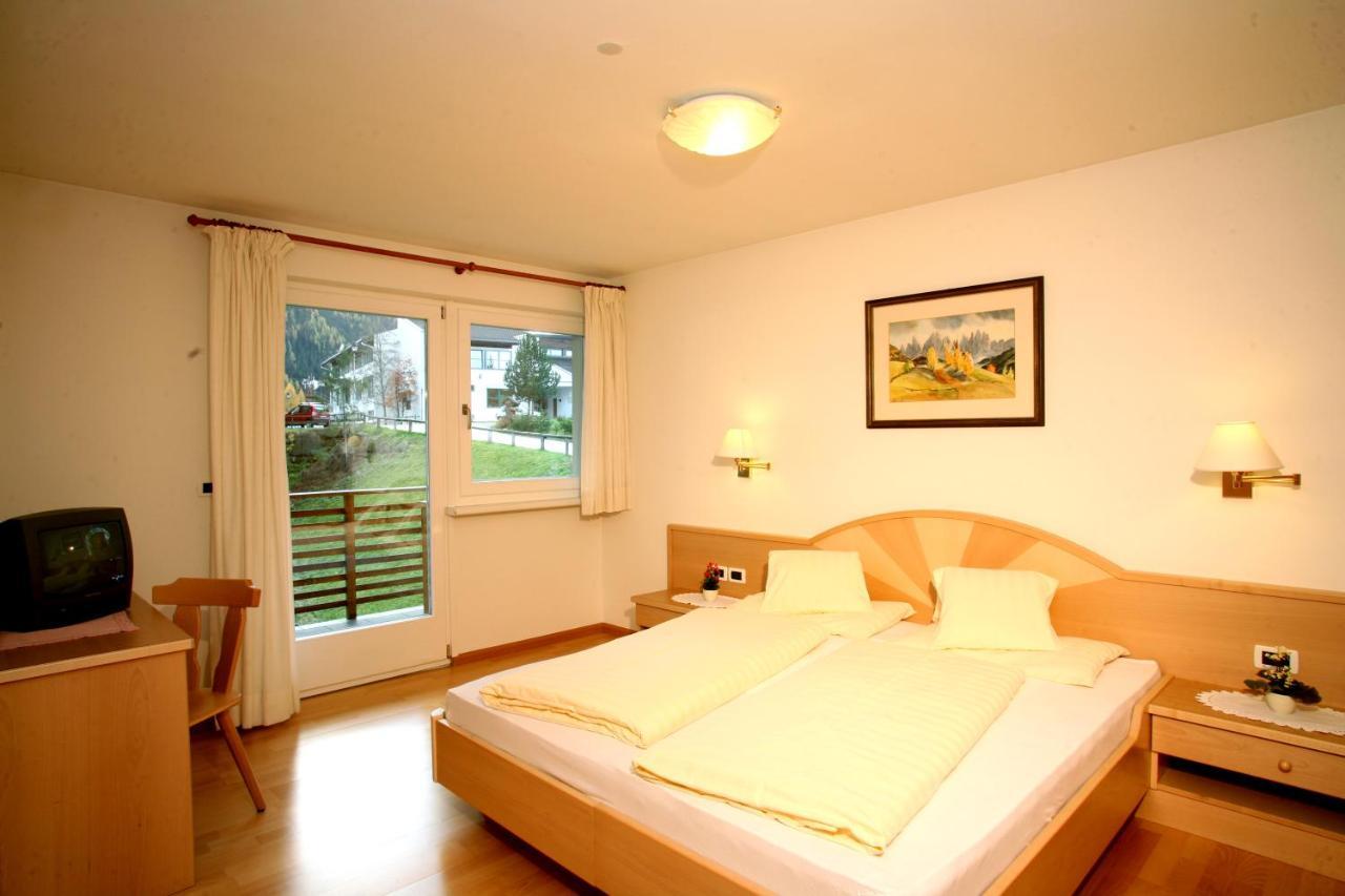Bed and Breakfast Medesc à La Villa  Extérieur photo